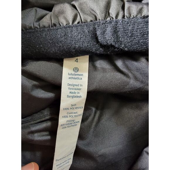 Lululemon Women's Camo Black Hoodie Vest - sz 4 - Picture 3 of 6